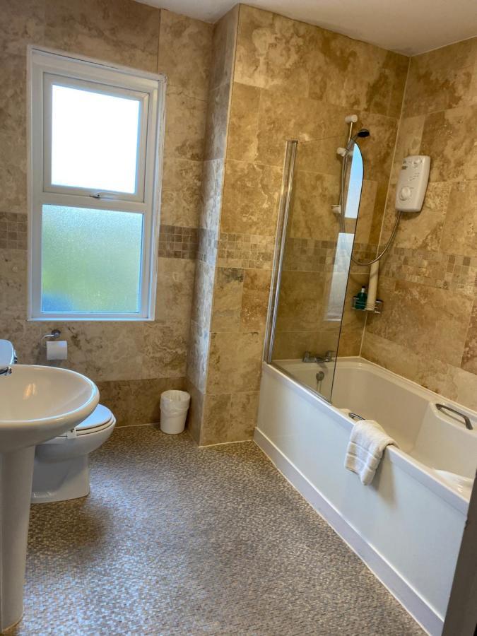The Kingswood Guest House - Adult Only Веймут Екстер'єр фото